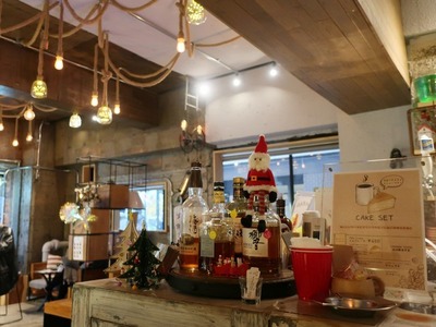 1_3rd_place_cafe_03