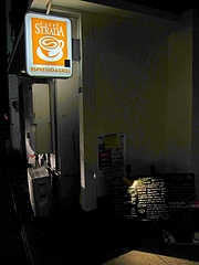 caffe_strada_201202_01