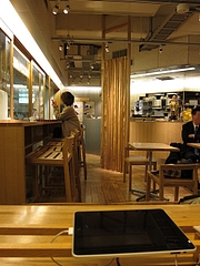 ekicafe_02