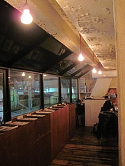 CITY_COUNTRY_CITY_03