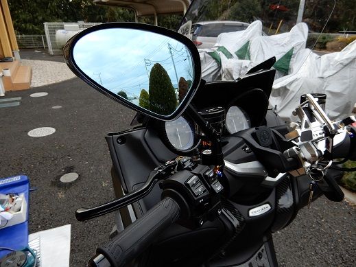 T-max530に☆マジカルレーシング リアルカーボンミラー 裏返ら ブルー 
