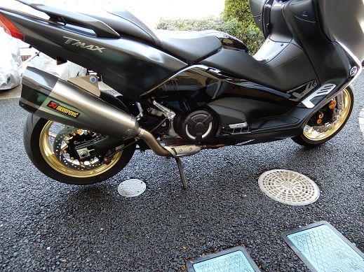 T-MAX530 6型 オーバーマフラー交換 : T-MAX530 6型 シグナスX 4型