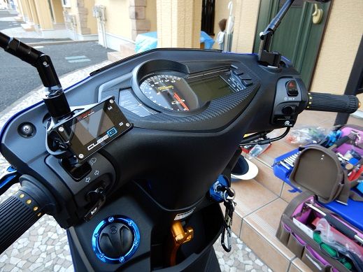 SEA5J 4型 シグナスX 純正ハンドルカバー スモークウィンカー