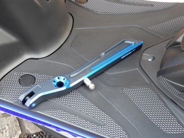 シグナスX 4型 サイドスタンド交換 : T-MAX530 6型 シグナスX 4型 FORCE155 カスタム ブログ シグナスX 4型 サイドスタンド交換 : T-MAX530 6型 シグナスX 4型 FORCE155 カスタム ブログ