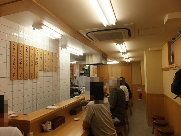 御徒町「とんかつ 山家(やまべ)」 我は偏食を愛す。 御徒町「とんかつ 山家(やまべ)」 我は偏食を愛す。
