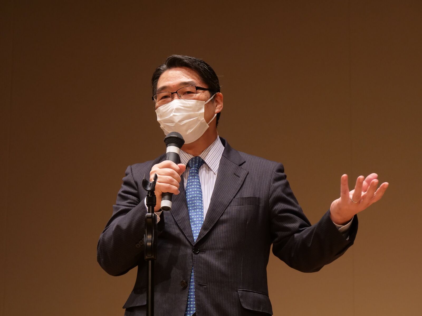 重く突き刺さる映画 こどもたちをよろしく 考えるのは大人 武蔵野市議 川名ゆうじ Blog