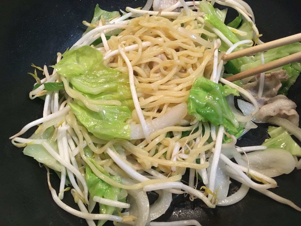おひとりさまの晩ご飯は ソース焼きそばだけってこともあるのが現実 おひとりさまの 今日もご馳走さまでした おひとりさまの晩ご飯は ソース焼きそばだけってこともあるのが現実 おひとりさまの 今日もご馳走さまでした