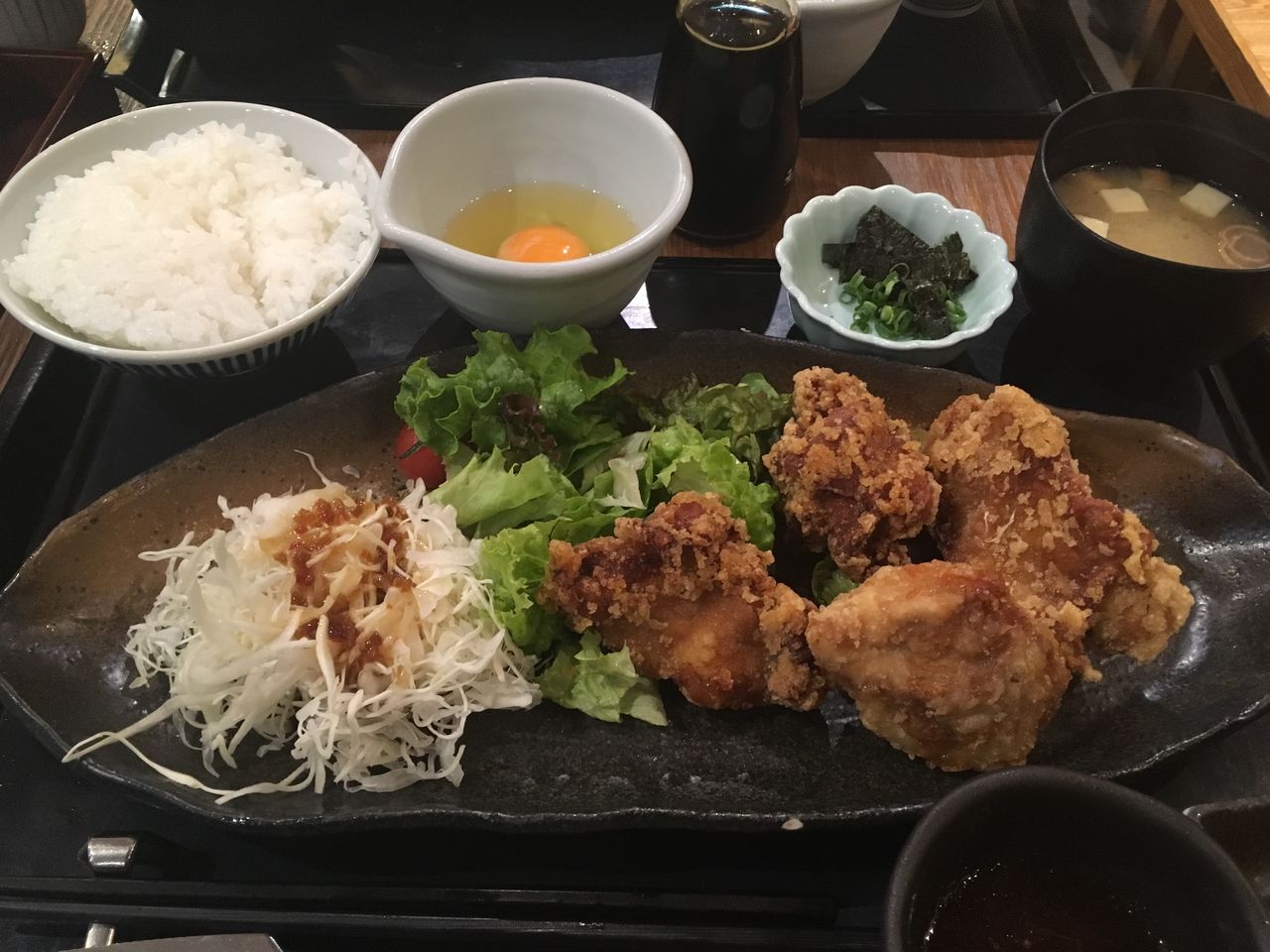 グランフロントでガッツリランチ☆唐揚げランチ1000円［大阪・宮崎料理