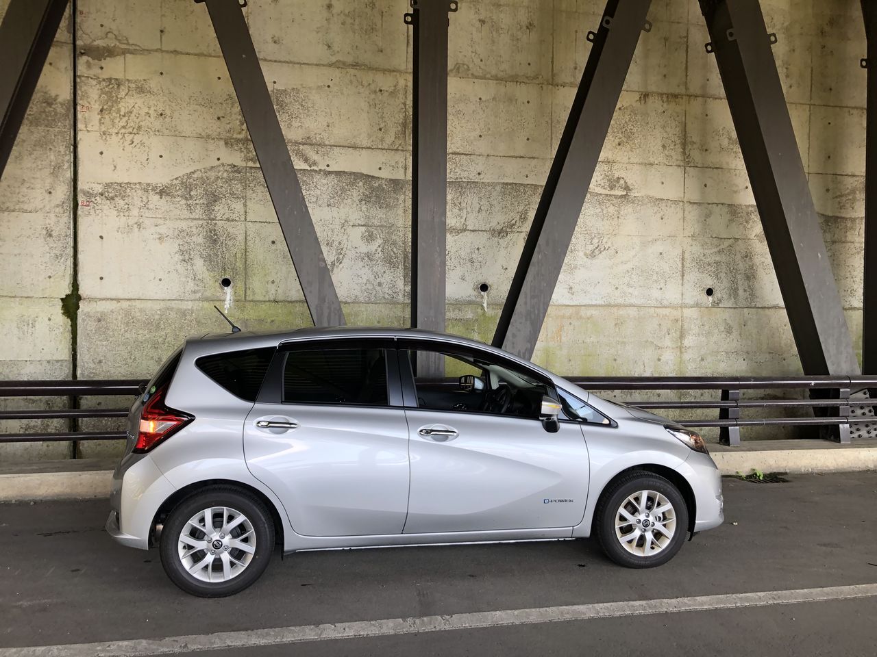 日産ティーダ 日産ノートe Powerへ 日産ノートe 12 使い勝手と車中泊への道 日産ティーダ 日産ノートe Powerへ 日産ノートe 12 使い勝手と車中泊への道