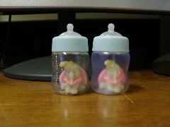 ディズニー 光る哺乳瓶入りマスコットキーチェーン ダンボ ハンパにまにあっくす