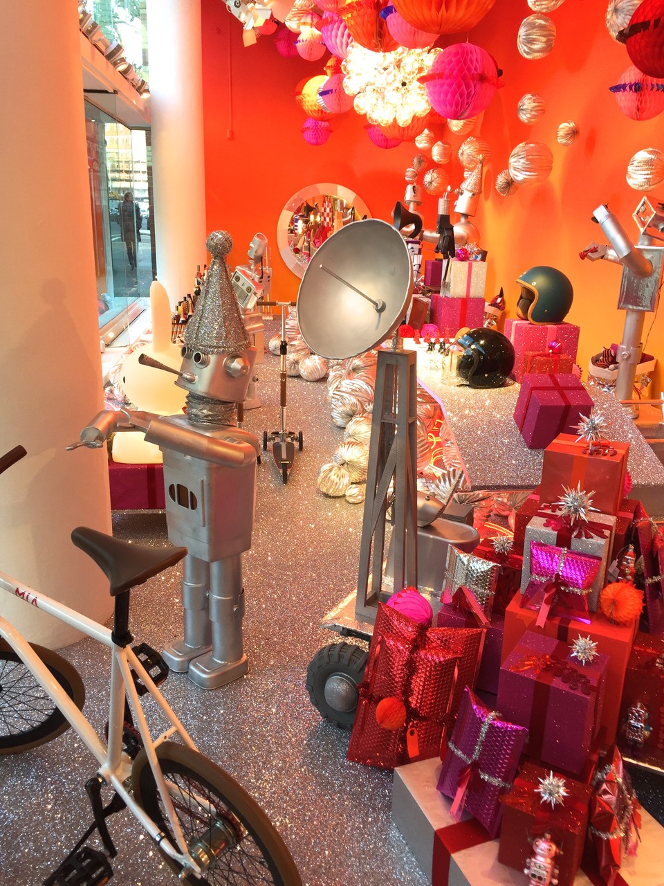 コンランショップってこんなだったっけ ロンドンのクリスマス商戦始まるの早すぎ Conran Shop ニューヨーク 今んところブルックリン派です コンランショップってこんなだったっけ ロンドンのクリスマス商戦始まるの早すぎ Conran Shop ニューヨーク 今んところブルックリン派です