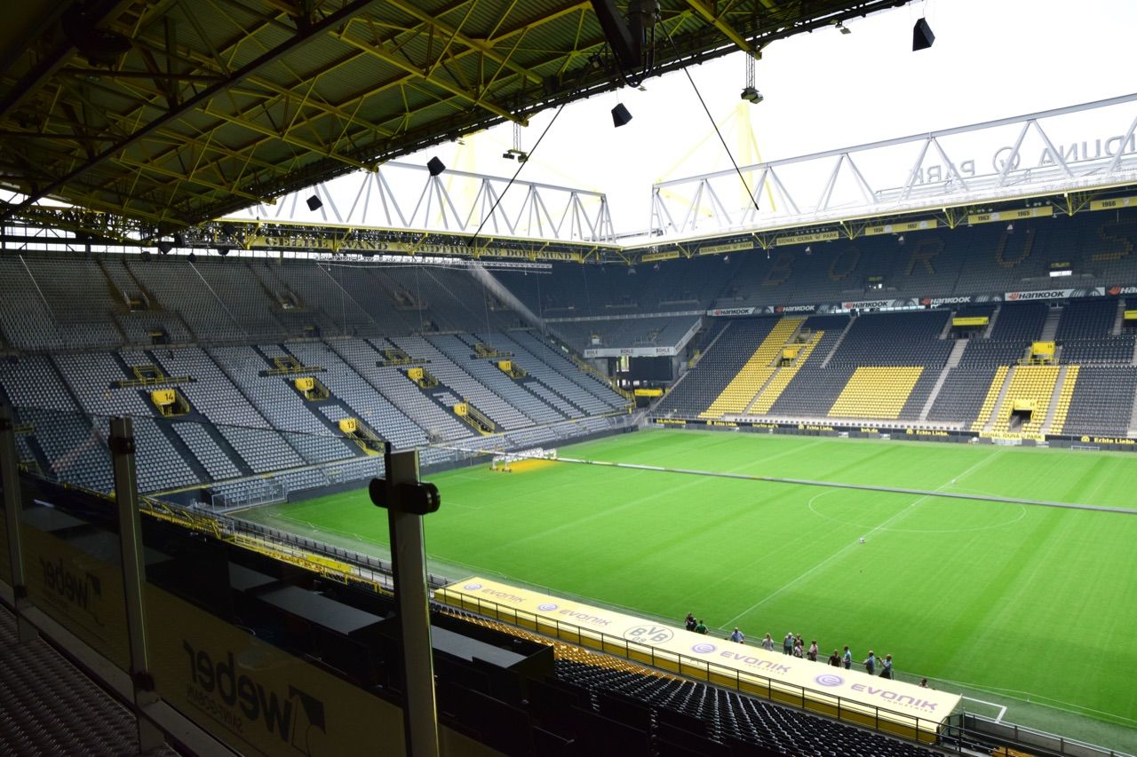 再び シグナル イドゥナ パーク 世界で学べ 青空教室