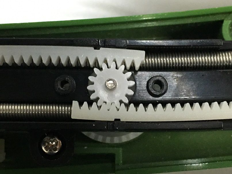 デアゴスティーニ サンダーバード2号 なんとか完成です