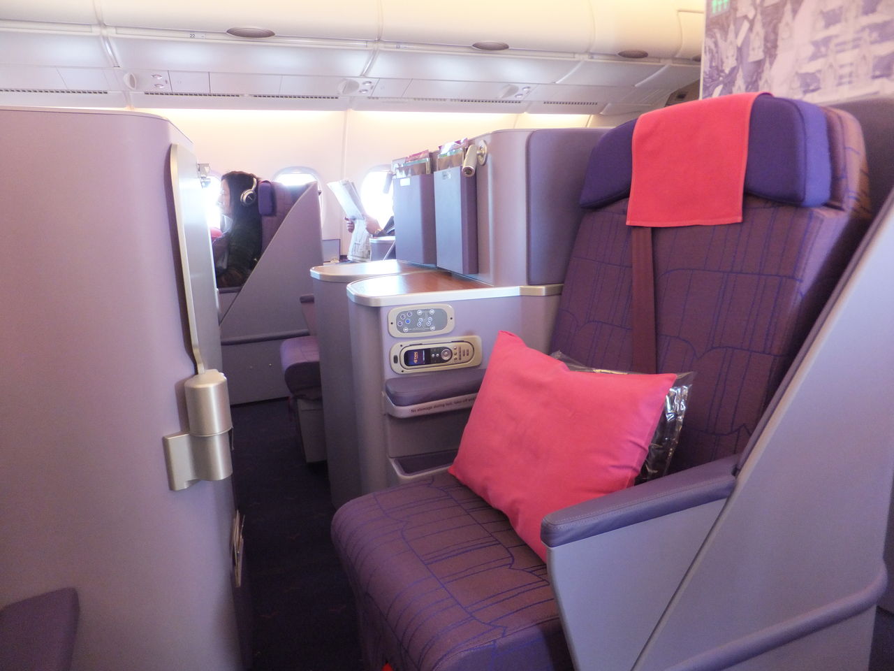 タイ航空 ビジネスクラス Tg641 640 Nrt Bkk A380 へっぽこshrink ぶらぶら日記