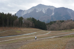 05_02-羊山b