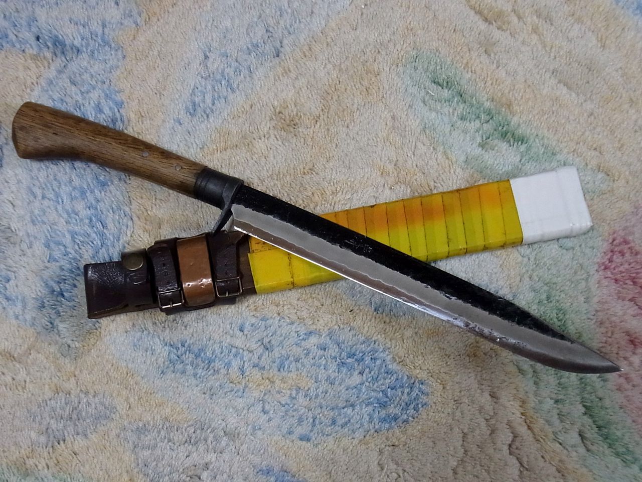 トヨクニ 大型鉈 青紙割込鋼（肥後守 多層鋼青紙割込 大 プレミアム 剣型）