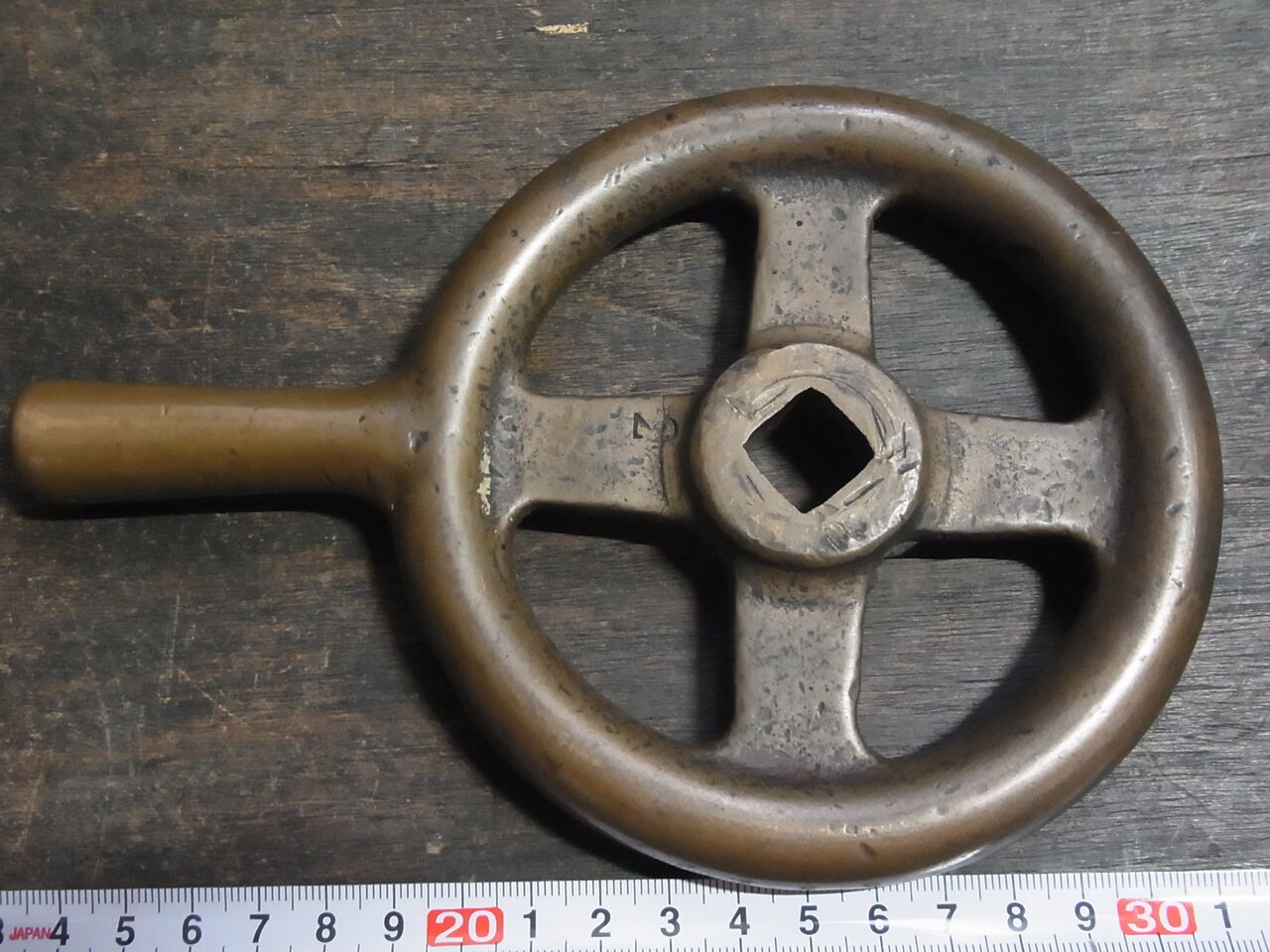蒸気機関車　インジェクターハンドル（注水器ハンドル）　実装品 注水器ハンドル（インジェクターハンドル）① 蒸気機関車 : サルナシの