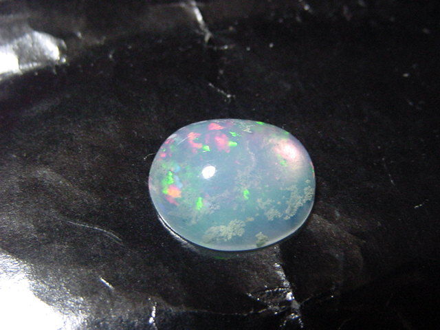 宝坂オパール史上最高峰超遊色富士山