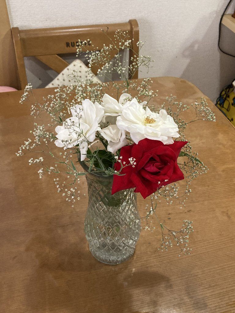 バラを切り花にして飾ってみた 五時脱自ブログ バラを切り花にして飾ってみた 五時脱自ブログ