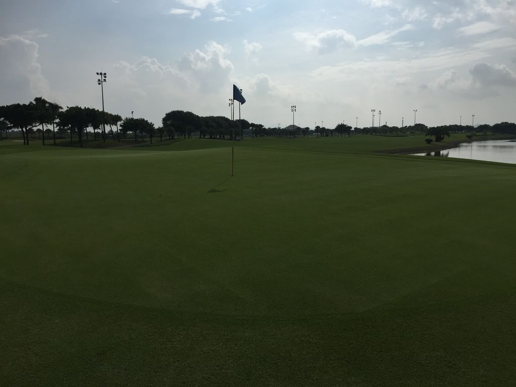 ゴルフ場 珠海金湾高爾夫倶楽部 五時脱自ブログ