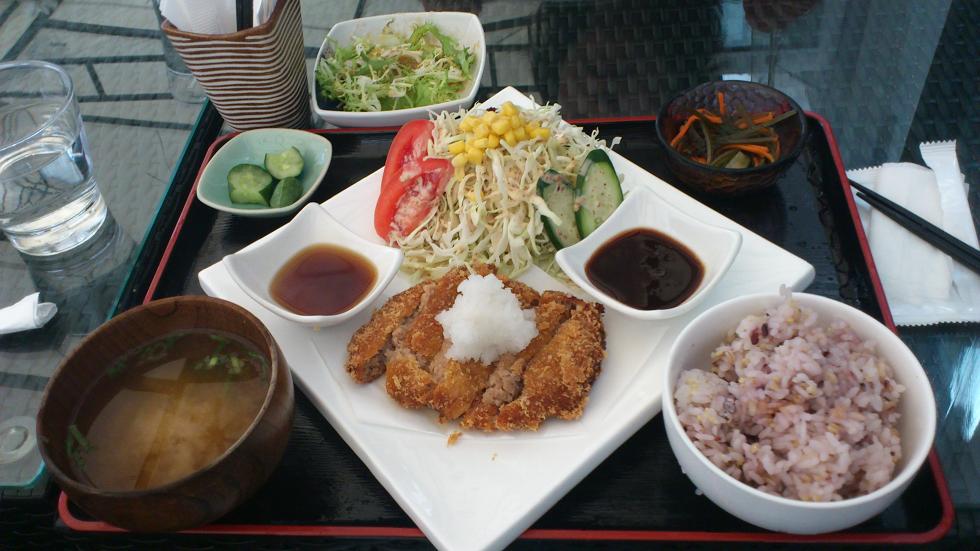 Dining Kitchen Vegiのランチ 銅鑼湾 Everyday Happy Go Lucky