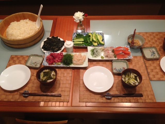 夫の誕生日は手巻き寿司 Everyday Happy Go Lucky