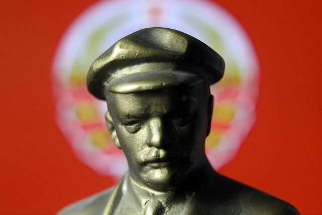 lenin-3579192_640