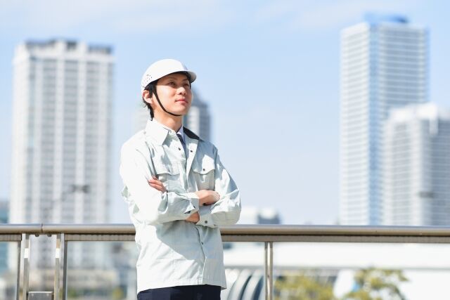 【悲報】ワイ施工管理、今日2Lの水と1Lのポカリを飲む