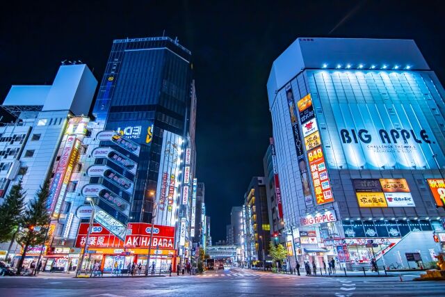 秋葉原、key新作の深夜販売で行列ができるｗｗｗｗｗｗｗｗｗｗｗ