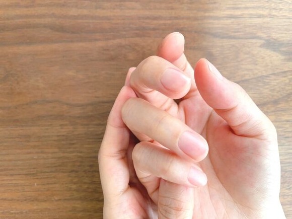 指にいつの間にか刺さってる小さいトゲアンチスレpart444444