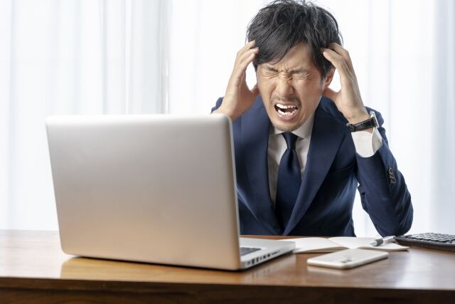 新NISA民、投資引退か　「あんな暴落聞いてない」「メンタルに悪すぎる」「仕事どころじゃない」