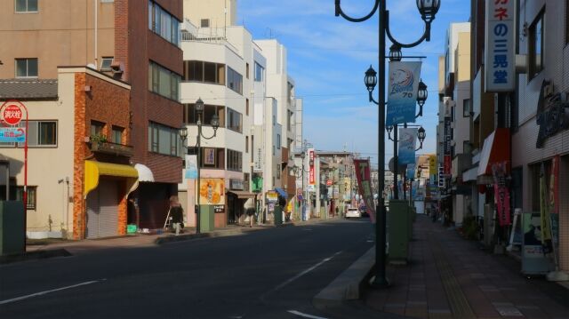 父親の腐乱遺体を放置し逮捕された無職の息子と父の悲しい惨状