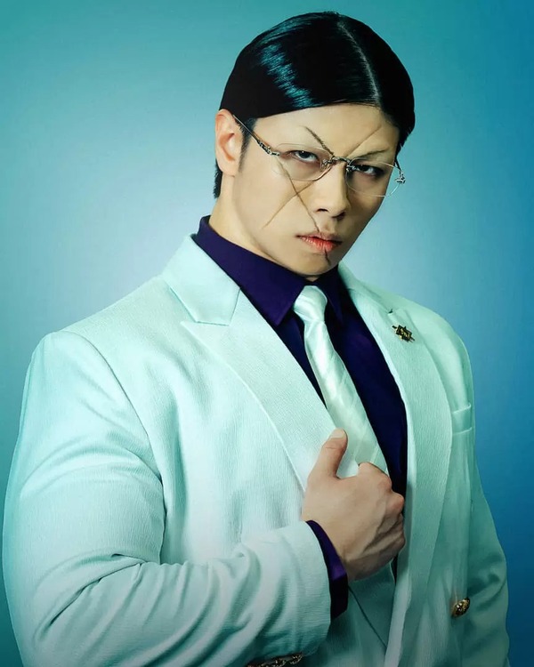 刃牙舞台の花山薫役の人、筋肉がヤバイwwwwww 刃牙舞台の花山薫役の人、筋肉がヤバイwwwwww