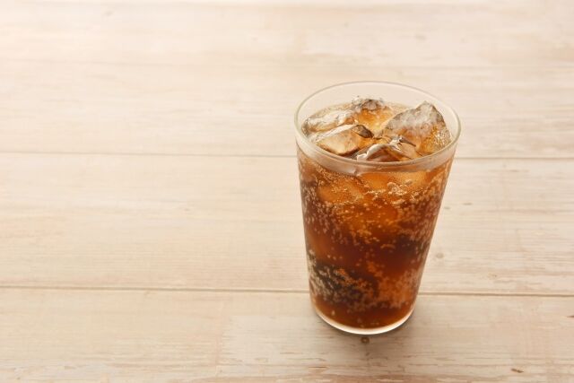 コーラにピーナッツを入れて飲む謎文化があるらしな