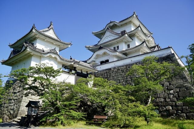 三重県とかいうマイナー寄りなのに国民の大半が6つ以上の市町村の名をあげられる不思議な県