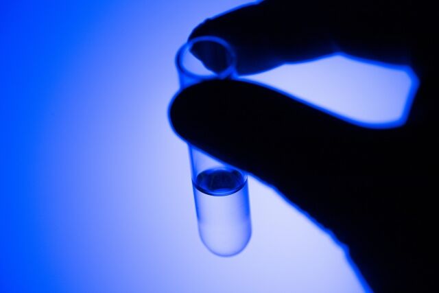 理科の実験中に硫化水素嗅いだ中学生4人が救急搬送