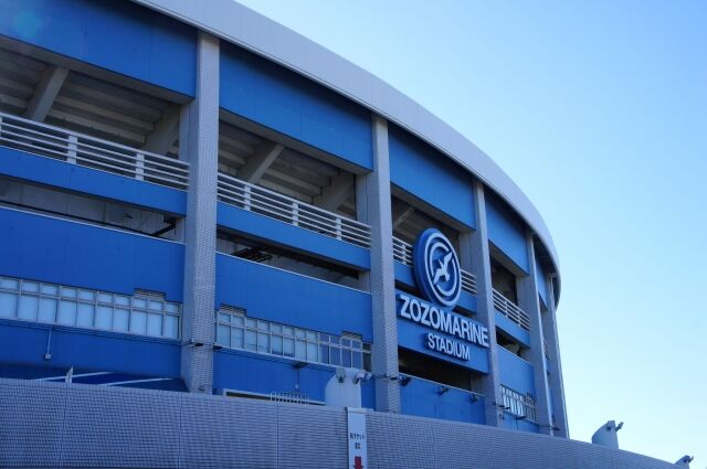 ZOZOマリンスタジアムの新築移転、ドーム化を再検討へ