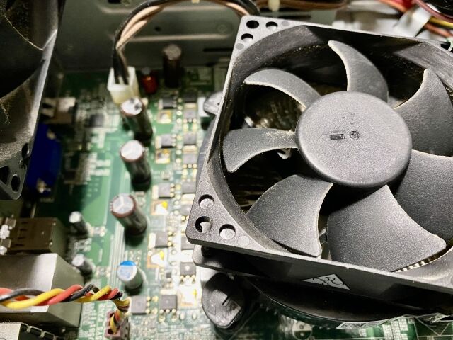 PCの冷却、空冷と水冷どっちが好き？