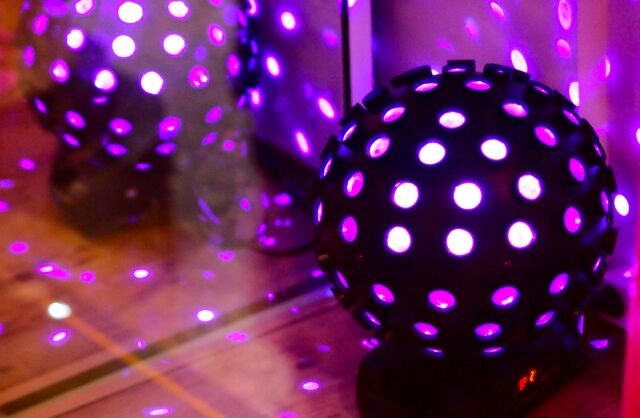 「ほかの客の部屋を覗こうとしている」 ラブホに侵入した疑いで小学校教師の男（30）を現行犯逮捕