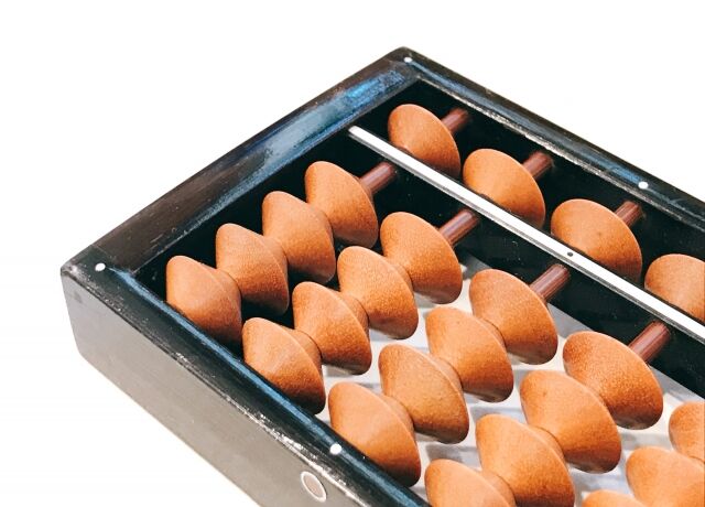 時代で役割が変化し続ける「そろばん」 今は脳トレツールとして