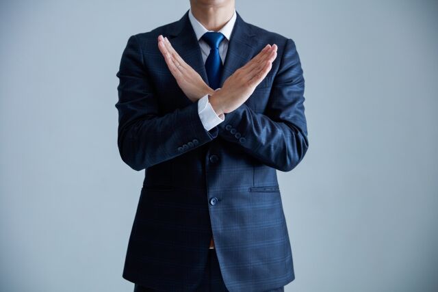 クソ上司「忘年会やるでｗｗｗ」ワイ「自分は帰ります」