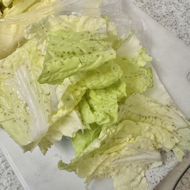 農林水産省「白菜に黒い斑点あっても捨てないで！」