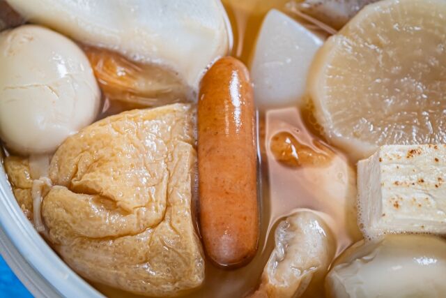 おい！おでんにウインナーを入れる奴????????