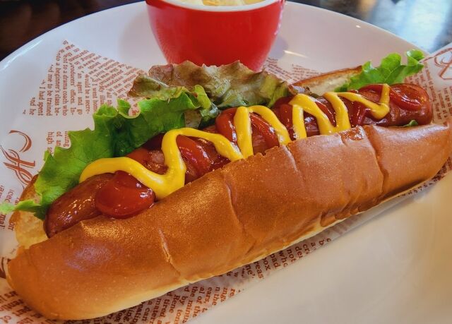 【謎】日本でホットドッグが流行らない理由