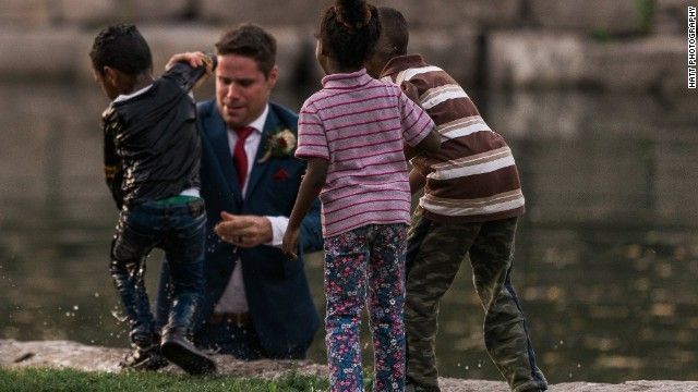 groom-saves-child-on-wedding-day