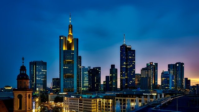 frankfurt-1804481_640