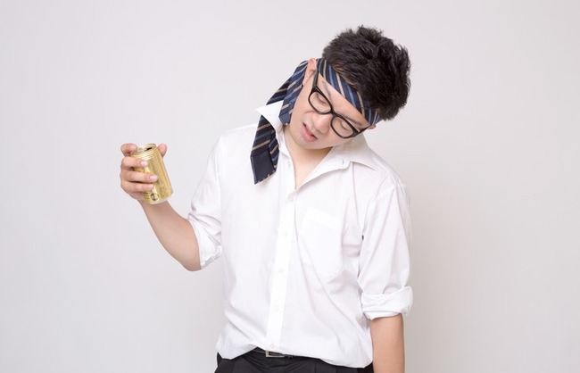 【悲報】 1時間後に出勤のワイ、何を血迷ったかビール500mlを飲んでしまう