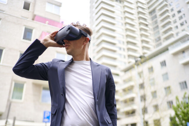 VRっていつか流行る時が来るのかな…