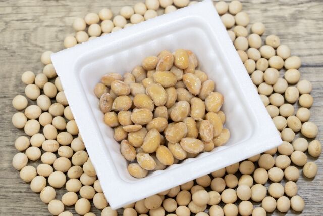 あなたは納豆会社の商品開発部です　他社と差別化を図るためどんな納豆を作りますか？