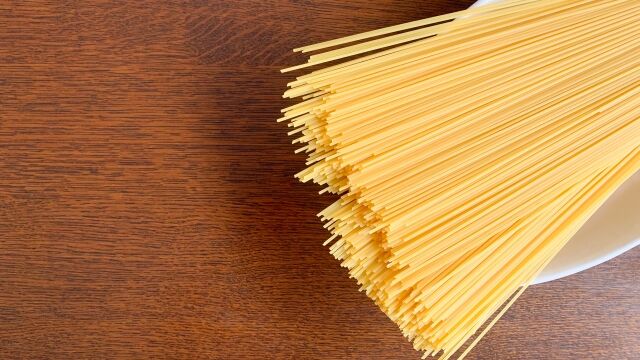 おまえらって1回でパスタ何グラムくらい茹でるの？